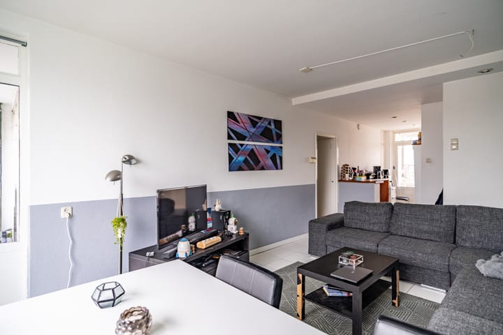 Foto 15 van Paramaribostraat 81