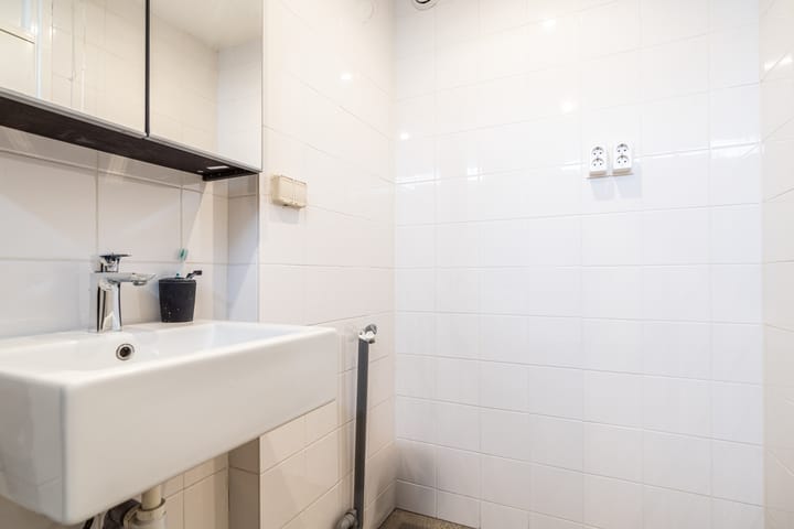 Foto 21 van Paramaribostraat 81