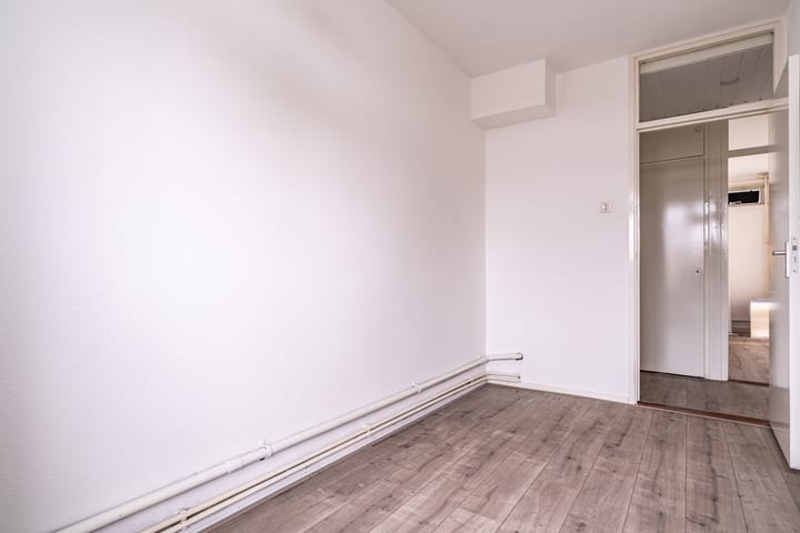 Foto 25 van Paramaribostraat 81