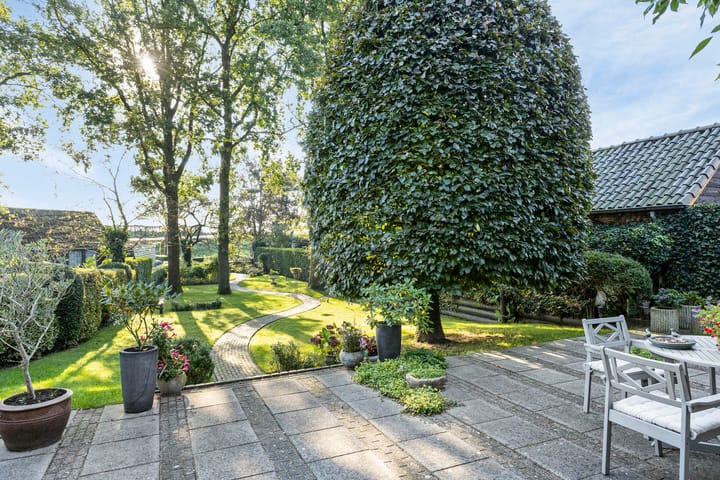 Foto 37 van Binnenweg 140