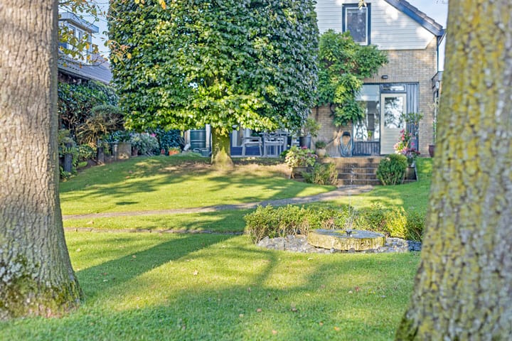 Foto 44 van Binnenweg 140