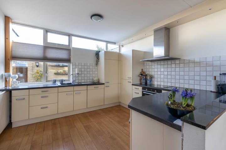 Foto 4 van Grovestins 16