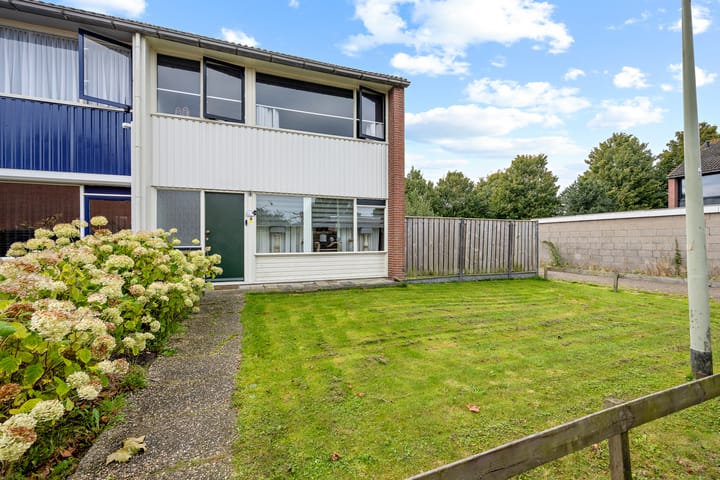 Foto 2 van Voeghoutenstraat 266