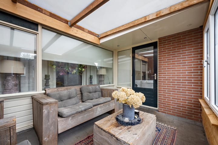 Foto 17 van Voeghoutenstraat 266