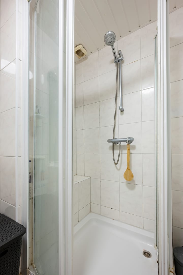 Foto 27 van Voeghoutenstraat 266