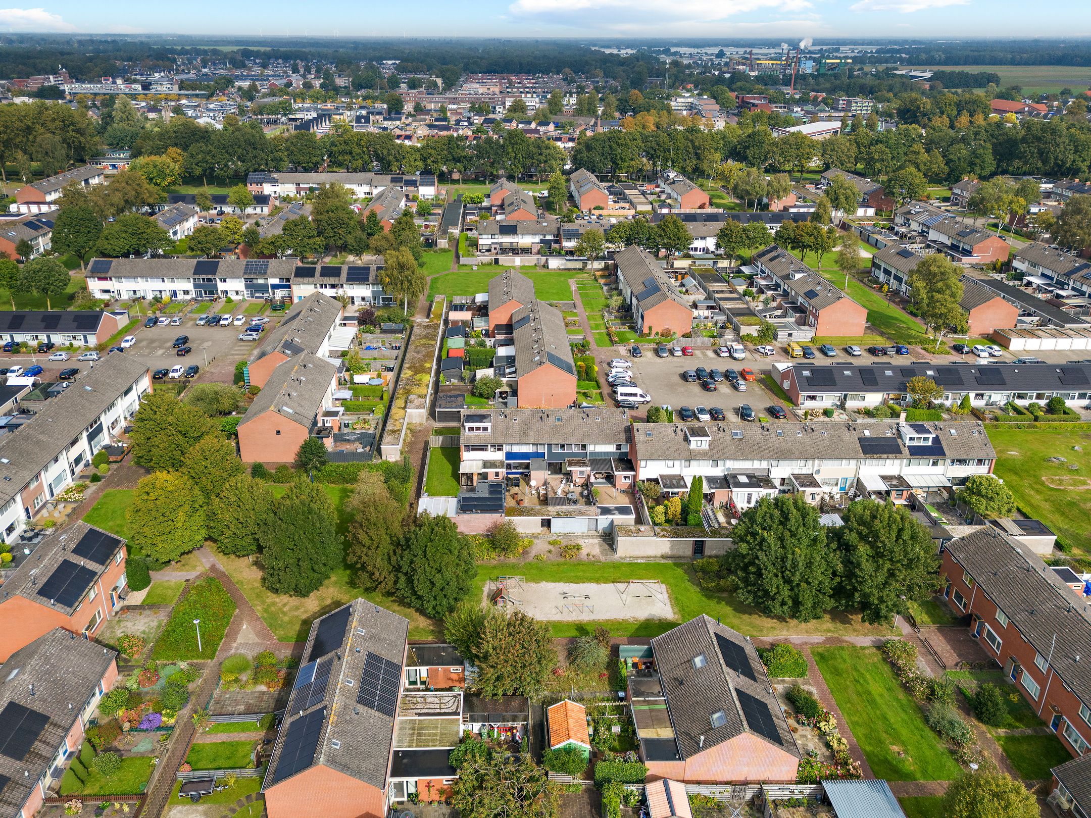 Foto 39 van Voeghoutenstraat 266