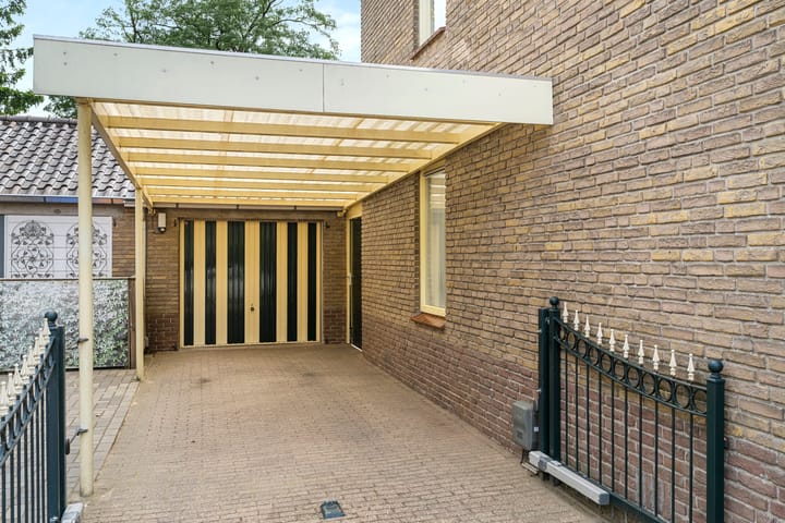 Foto 15 van Margrietlaan 56