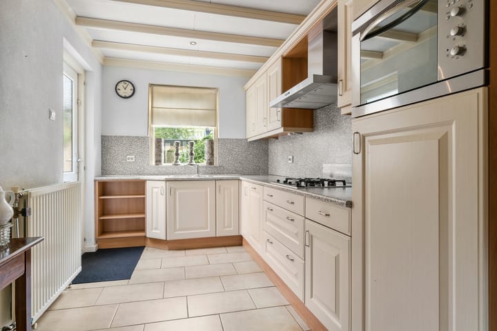 Foto 25 van Margrietlaan 56