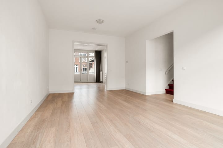 Foto 6 van Derde Helmersstraat 72-2