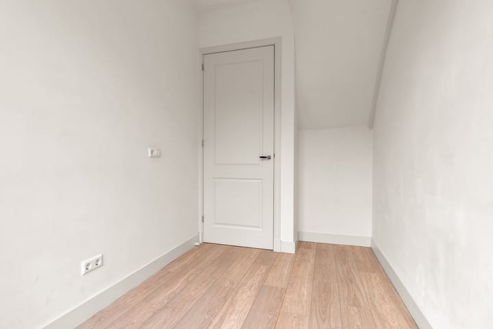 Foto 26 van Derde Helmersstraat 72-2