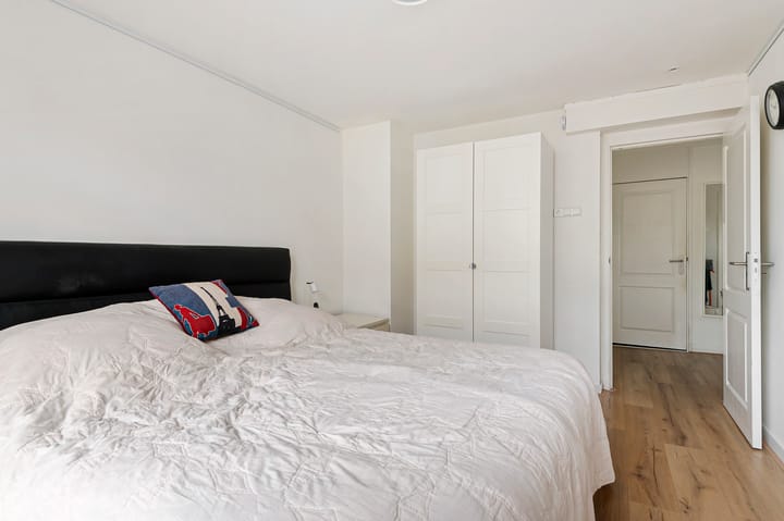 Foto 21 van Van den Berghlaan 437