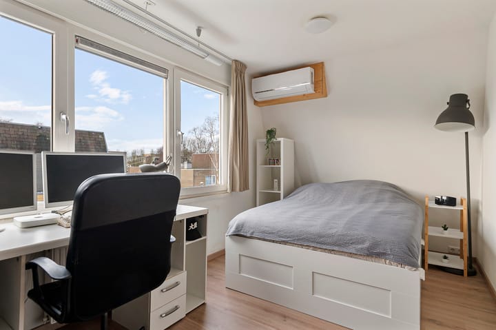 Foto 35 van Van den Berghlaan 437