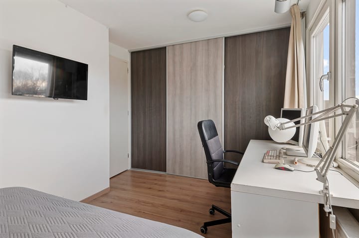 Foto 36 van Van den Berghlaan 437