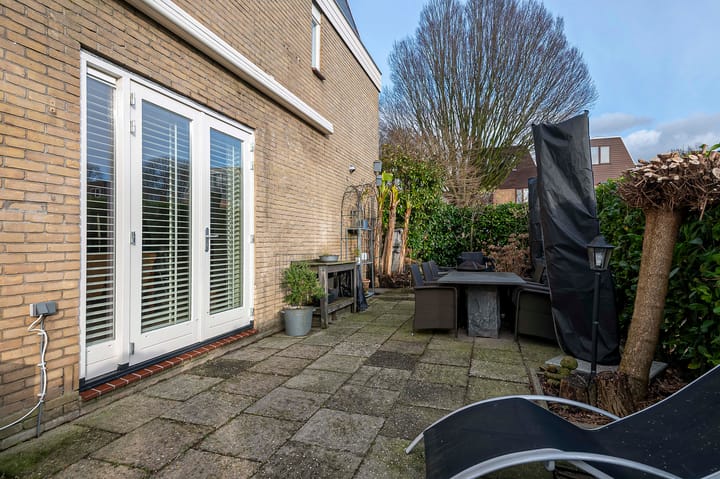 Foto 40 van Van den Berghlaan 437