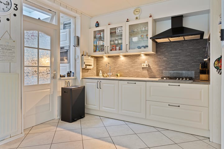 Foto 11 van Perestraat 29