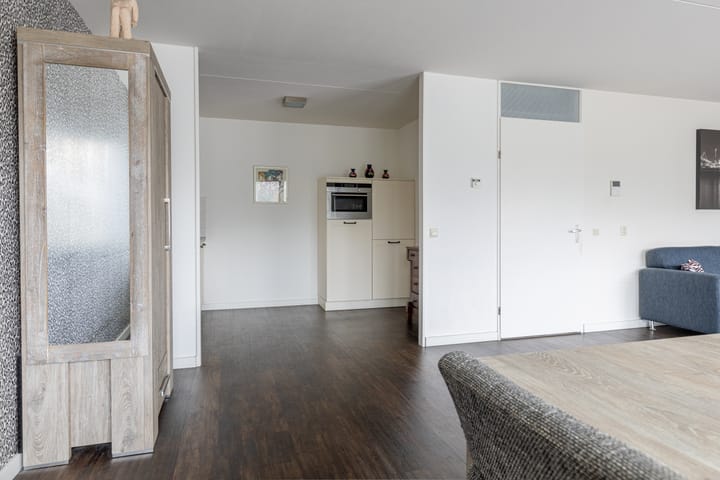 Foto 18 van Raadhuisplein 16