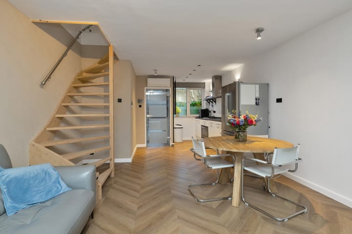 Photo 14 of Toverfluitstraat 28