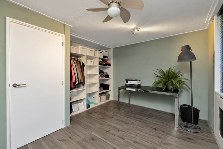 Photo 24 of Toverfluitstraat 28