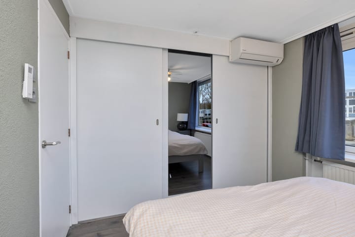 Photo 25 of Toverfluitstraat 28