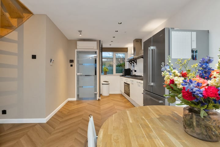 Photo 15 of Toverfluitstraat 28