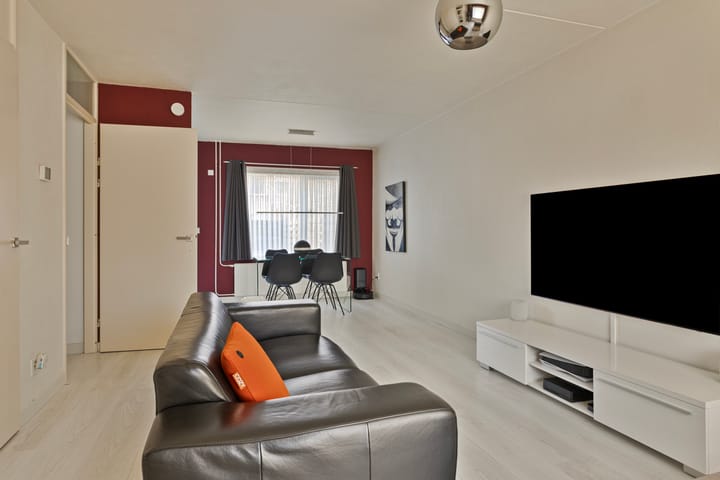 Foto 9 van Pijnboomstraat 21