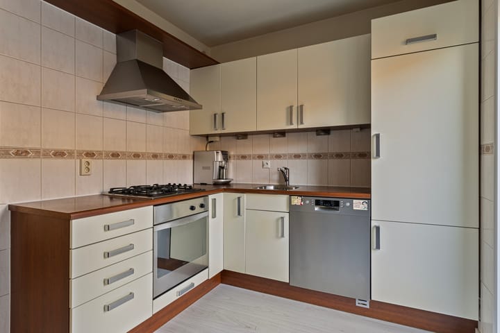 Foto 12 van Pijnboomstraat 21