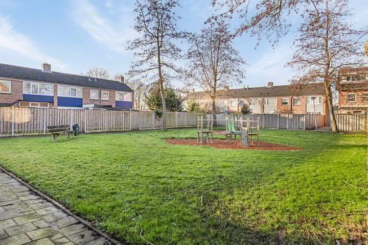 Foto 24 van Pijnboomstraat 21