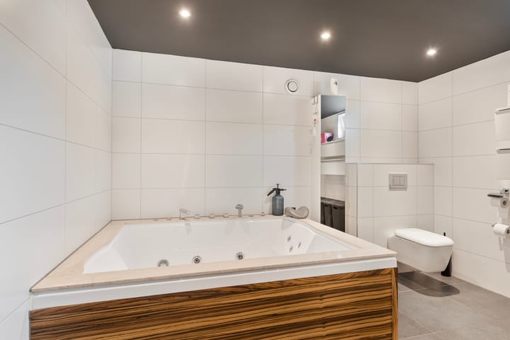 Foto 35 van Bloemendalstraat 1-B