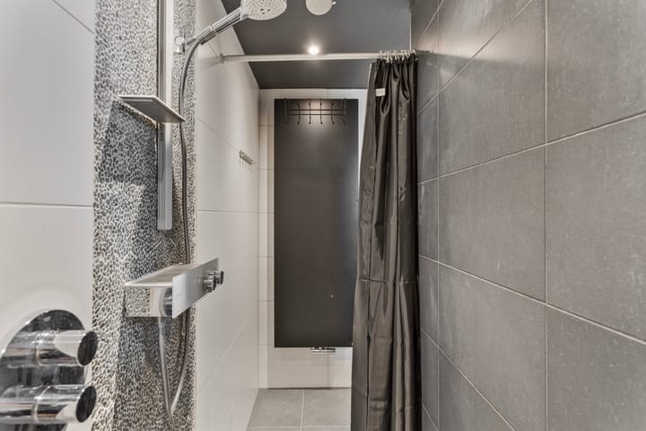 Foto 37 van Bloemendalstraat 1-B