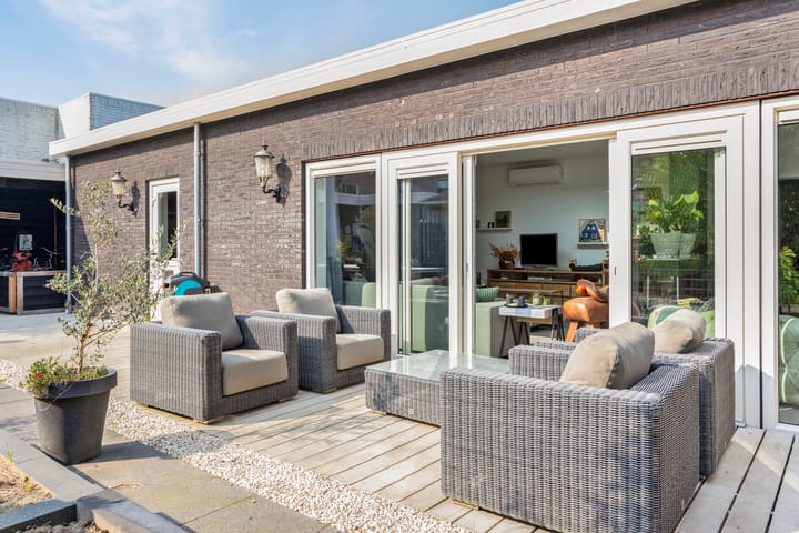 Foto 42 van Bloemendalstraat 1-B