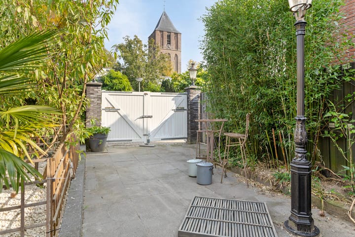 Foto 48 van Bloemendalstraat 1-B