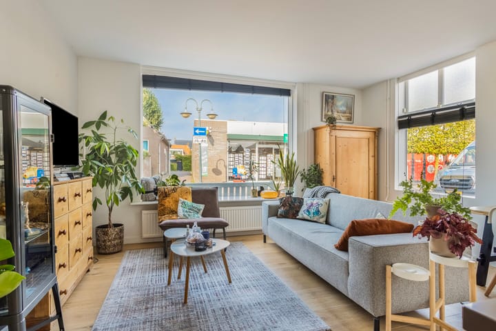 Foto 54 van Bloemendalstraat 1-B