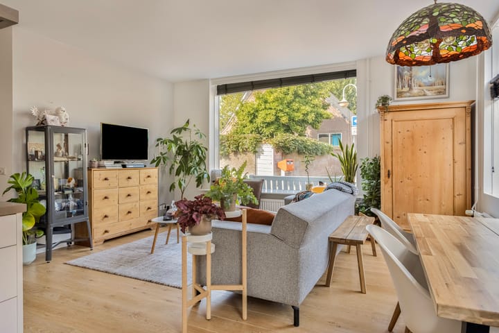 Foto 55 van Bloemendalstraat 1-B