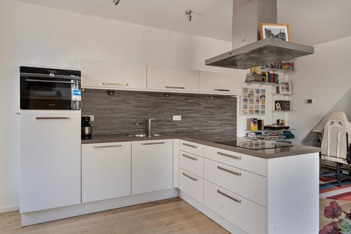 Foto 57 van Bloemendalstraat 1-B