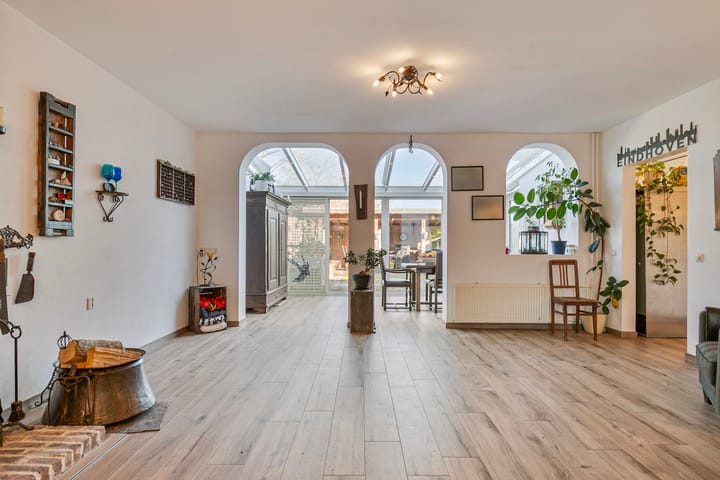 Foto 15 van Champagnehof 2