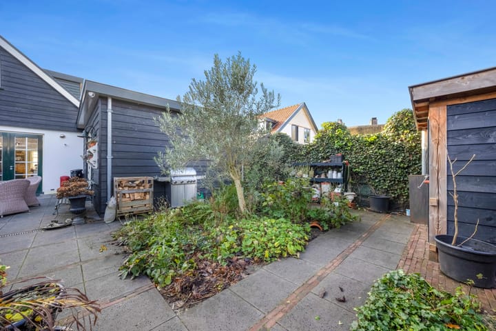 Foto 36 van Laarderweg 142