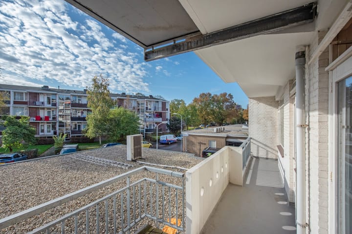 Foto 19 van Koningin Julianalaan 106