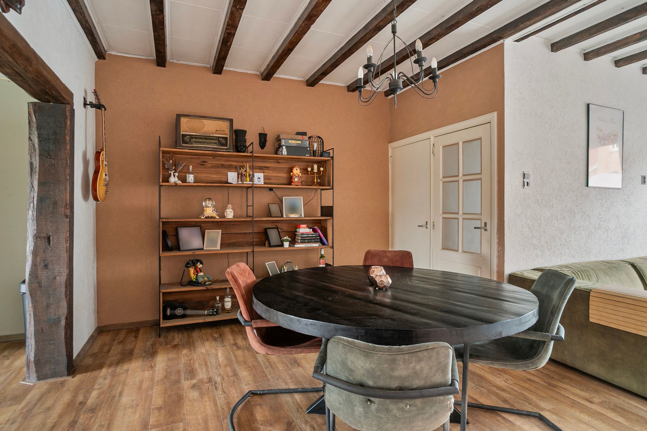 Foto 12 van Koninginnestraat 15