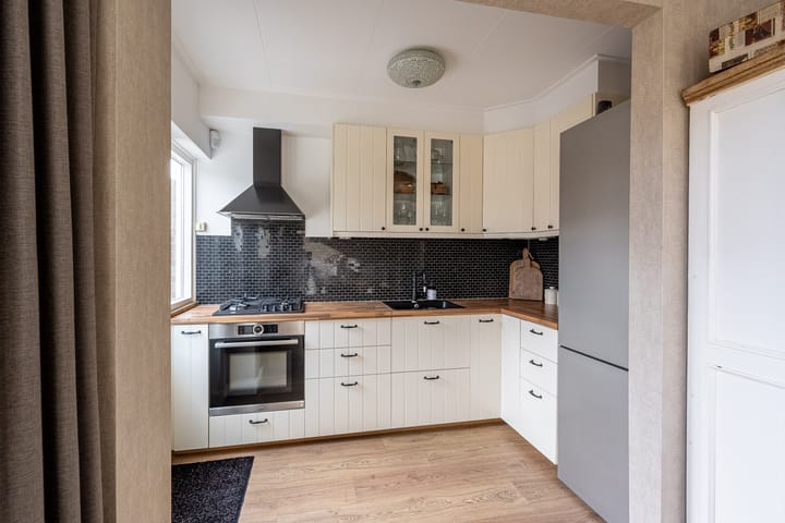 Foto 12 van Zeestraat 110