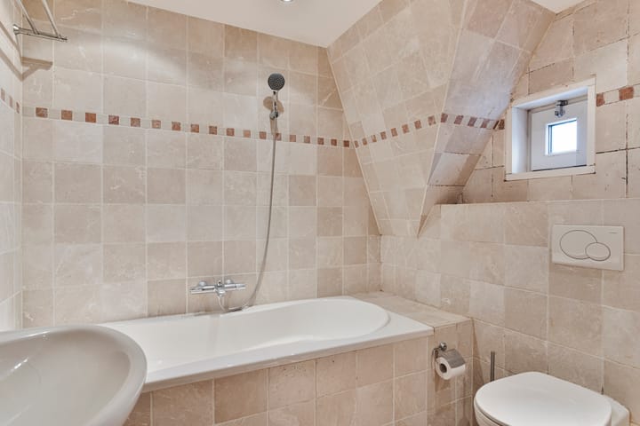 Foto 23 van Lange Burchwal 45