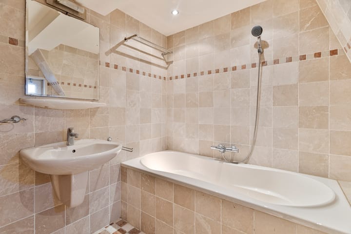 Foto 24 van Lange Burchwal 45