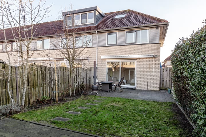 Foto 24 van Rumbastraat 18