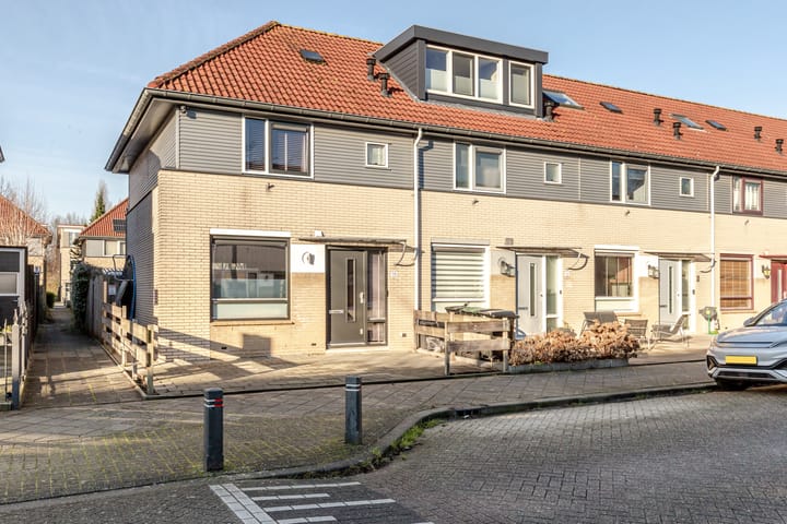 Foto 28 van Rumbastraat 18