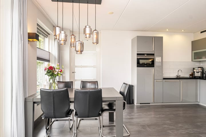 Foto 15 van Philip van Praagstraat 7