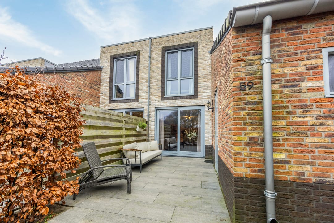 Foto 2 van Leeuwerikweide 59