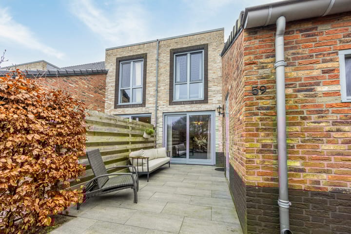 Foto 2 van Leeuwerikweide 59