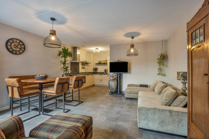 Foto 5 van Leeuwerikweide 59