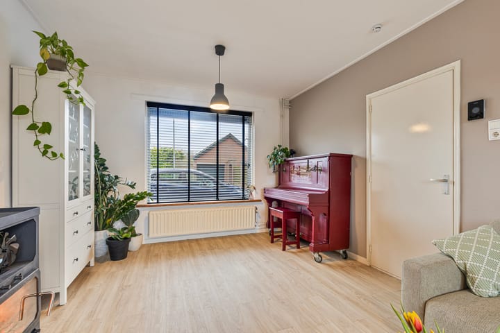 Foto 13 van Schoolstraat 2