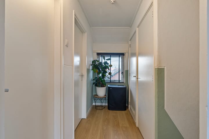 Foto 24 van Schoolstraat 2