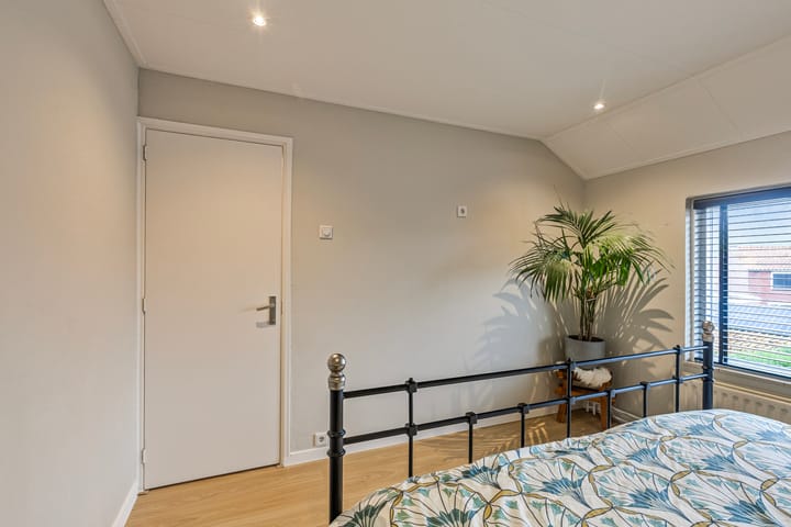 Foto 26 van Schoolstraat 2